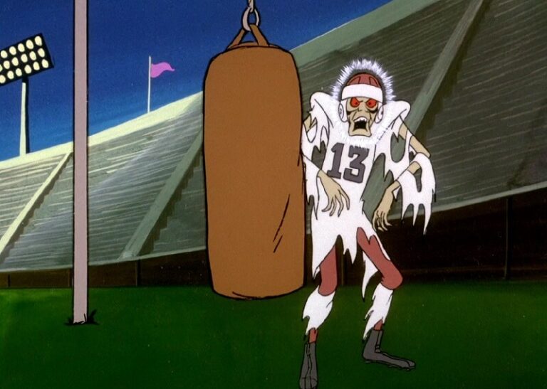 The Ghost that Sacked the Quarterback - Planet Scooby Reviews