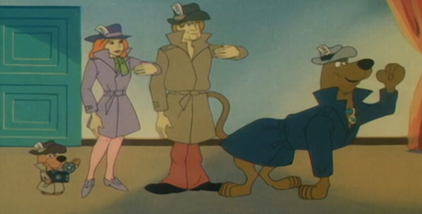 Gang in reporter outfits