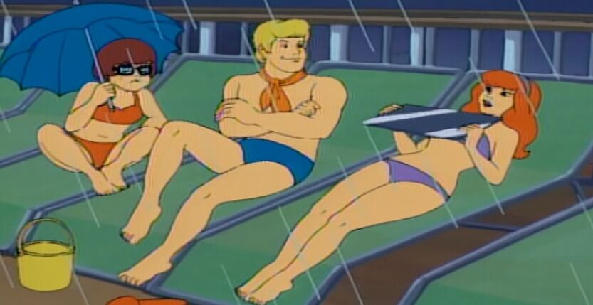 Daphne, Velma and Fred in bathing suits